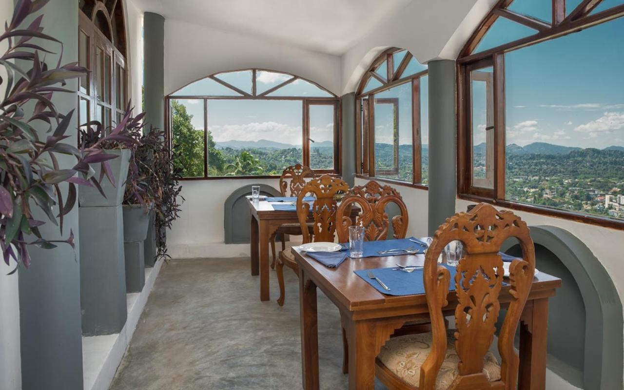 Hotel Ceylon Breeze Kandy Zewnętrze zdjęcie