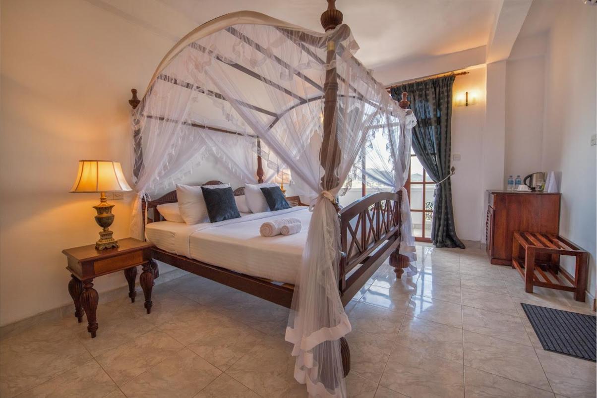 Hotel Ceylon Breeze Kandy Zewnętrze zdjęcie