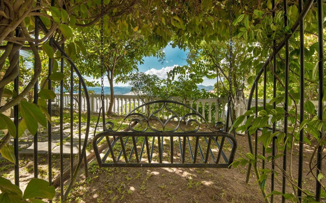 Hotel Ceylon Breeze Kandy Zewnętrze zdjęcie