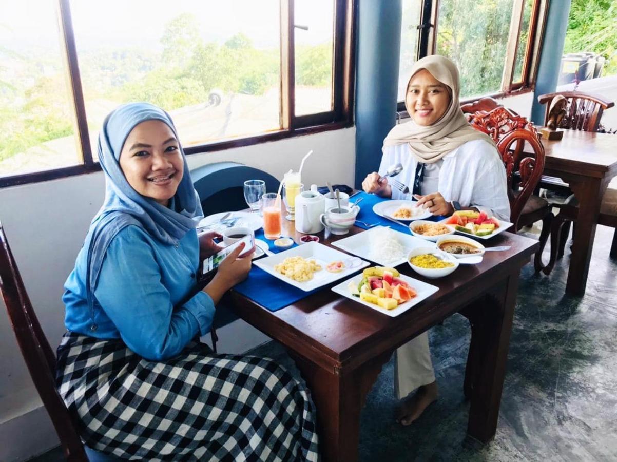 Hotel Ceylon Breeze Kandy Zewnętrze zdjęcie